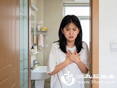 初期表现为乳房局部红肿、疼痛 初期表现为乳房局部红肿、疼痛