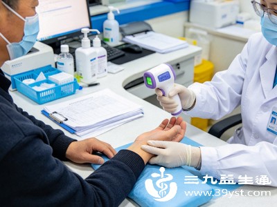 频繁连续测温，仪器发热、手腕皮肤受热，造成数据紊乱