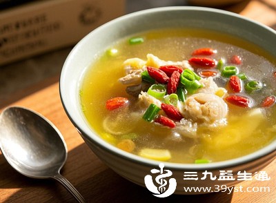 体质不同，进补方案也不同，燥热痰湿体质者应先调理脾胃，以清淡饮食为主