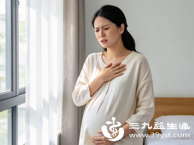 当胸闷气短同时出现以下症状时,需警惕病理因素 当胸闷气短同时出现以下症状时,需警惕病理因素