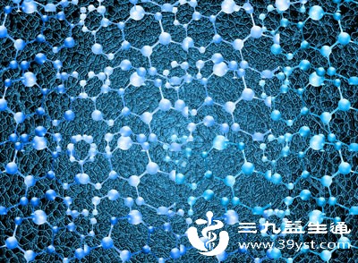 父亲患有多指症（Aa），母亲正常（aa），子代有1/2概率遗传多指症，且患病个体的手指或脚趾数量异常会直接显现