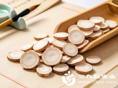 生白芍日常多用来煎汤或入膳,一般用量5~12克 生白芍日常多用来煎汤或入膳,一般用量5~12克