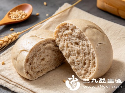全麦馒头比白面馒头更友好,但仍需计入主食总量,并监测餐后血糖 全麦馒头比白面馒头更友好,但仍需计入主食总量,并监测餐后血糖