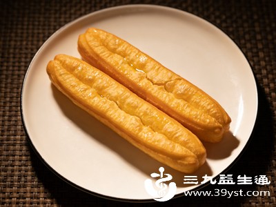 尽量少吃白粥、甜面包、油条、含糖麦片