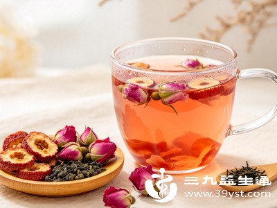 山楂玫瑰花茶舒缓皮肤不适，减少干燥