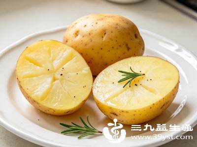 空腹大量吃:尤其胃敏感的人,空腹吃太多淀粉类食物,可能加重胀气或反酸 空腹大量吃:尤其胃敏感的人,空腹吃太多淀粉类食物,可能加重胀气或反酸