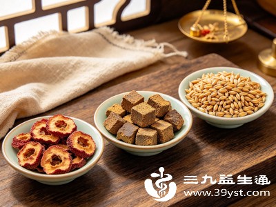 焦三仙在使用时可以根据需求进行合理搭配。比如搭配一些温和的食材一起食用，既能增强调理效果，又能丰富营养
