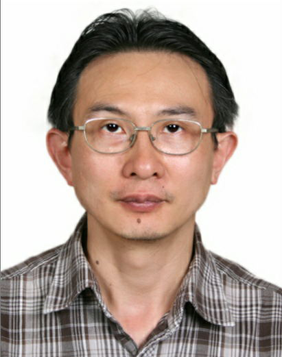 何健峰