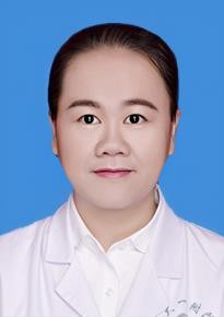 呂君