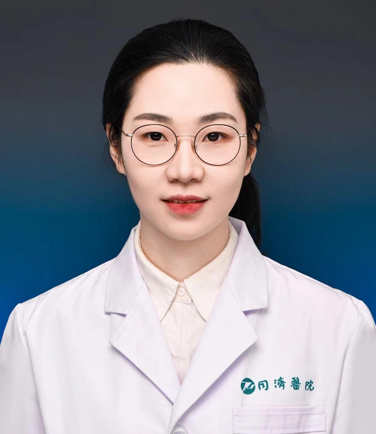 袁明