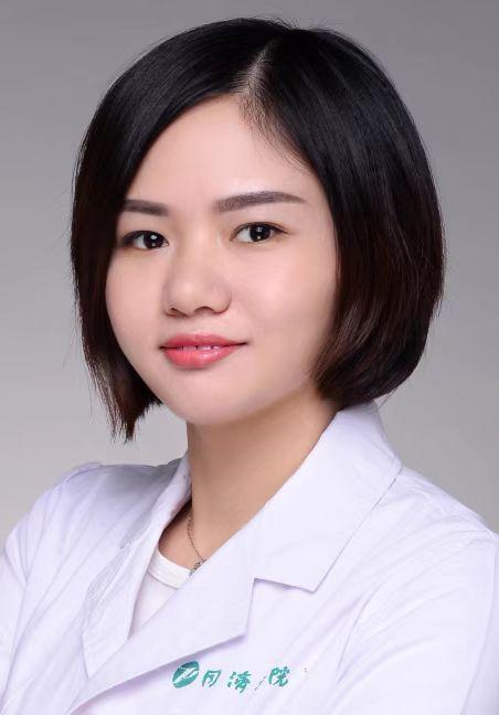 付佩彩