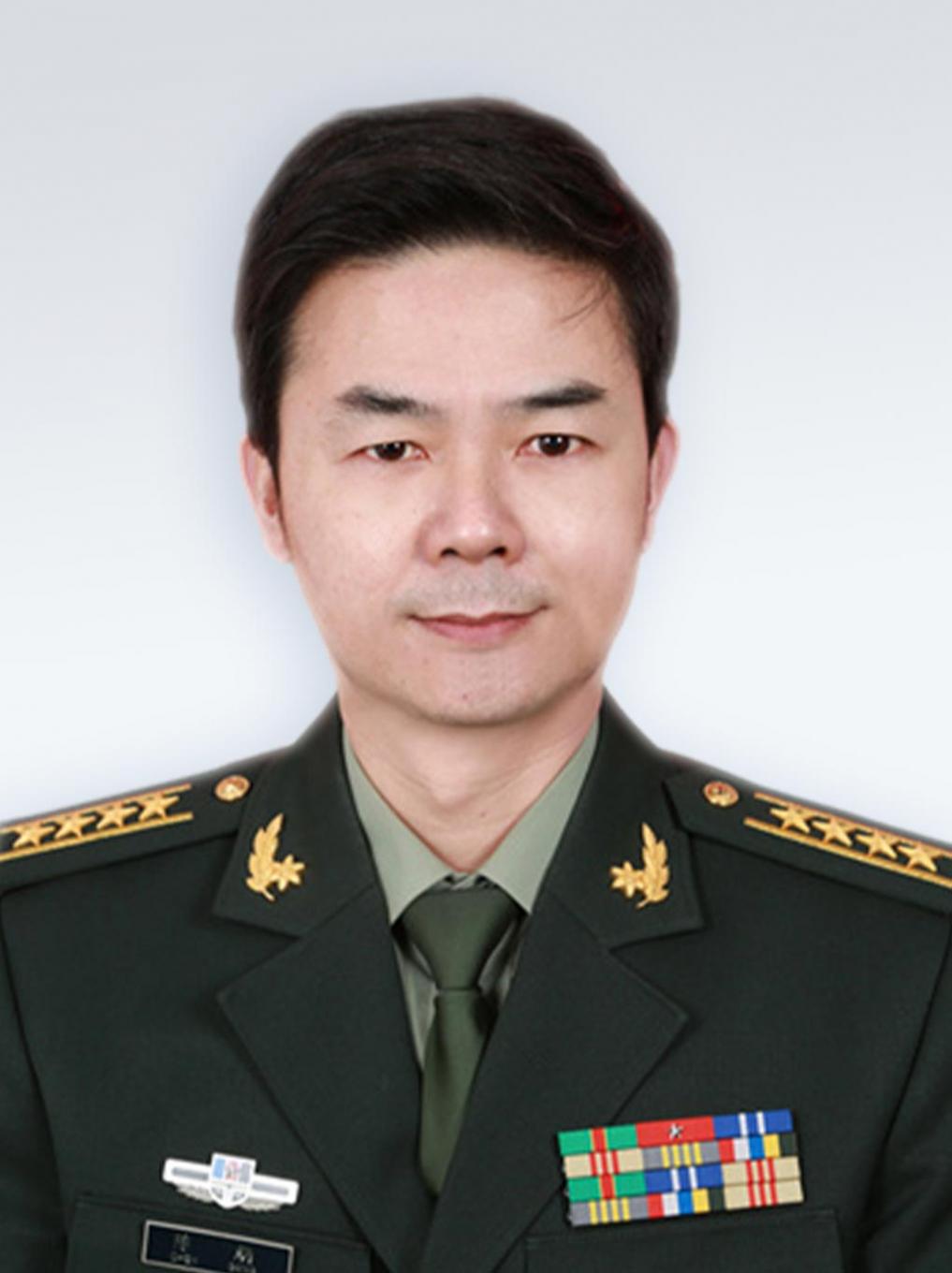 陈纲