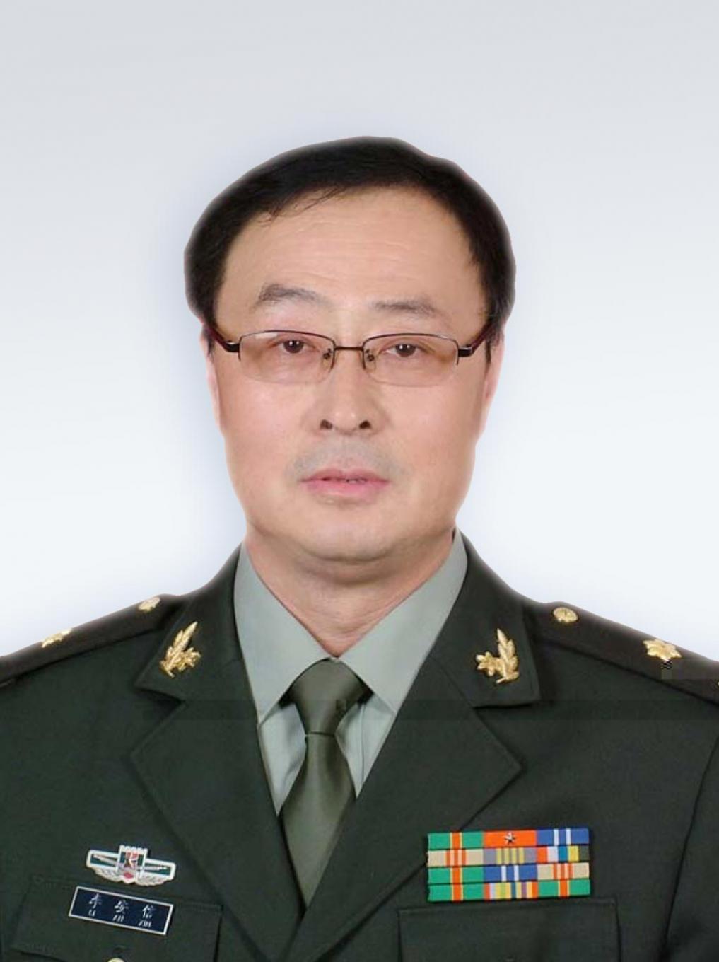 李安信