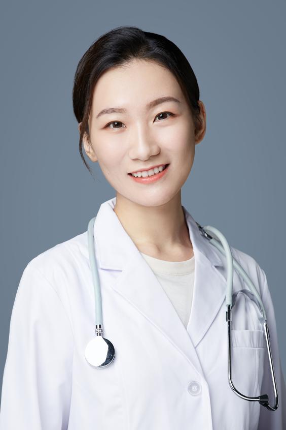 王婧愛