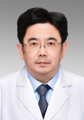 閻雄