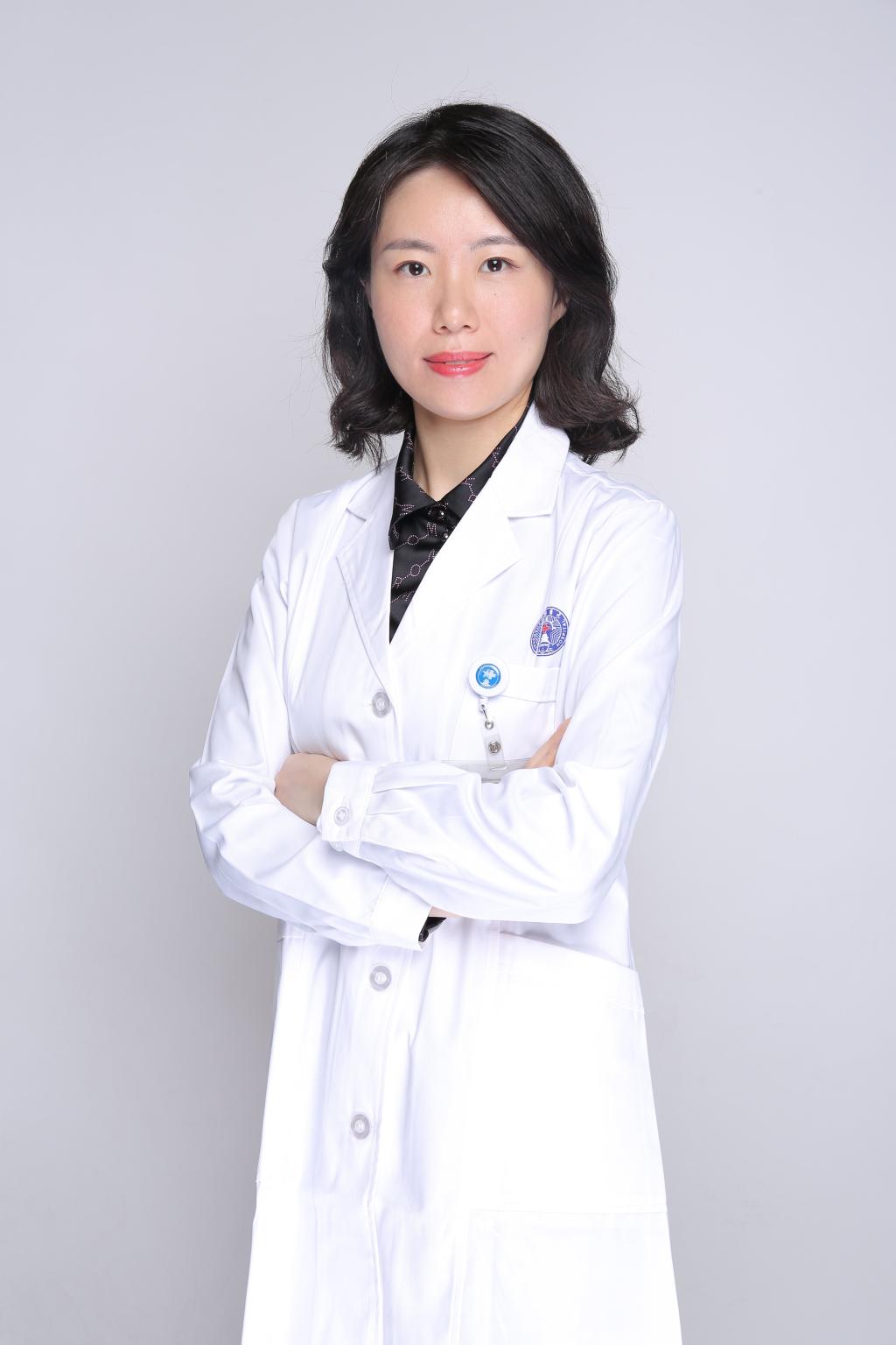 于曼丽