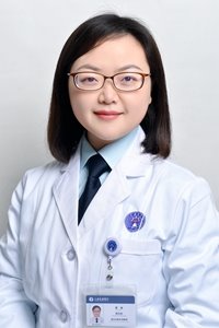 董睿