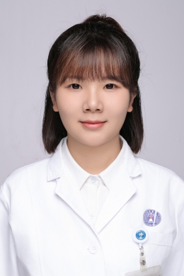 何逸飞