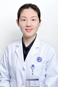 管睿