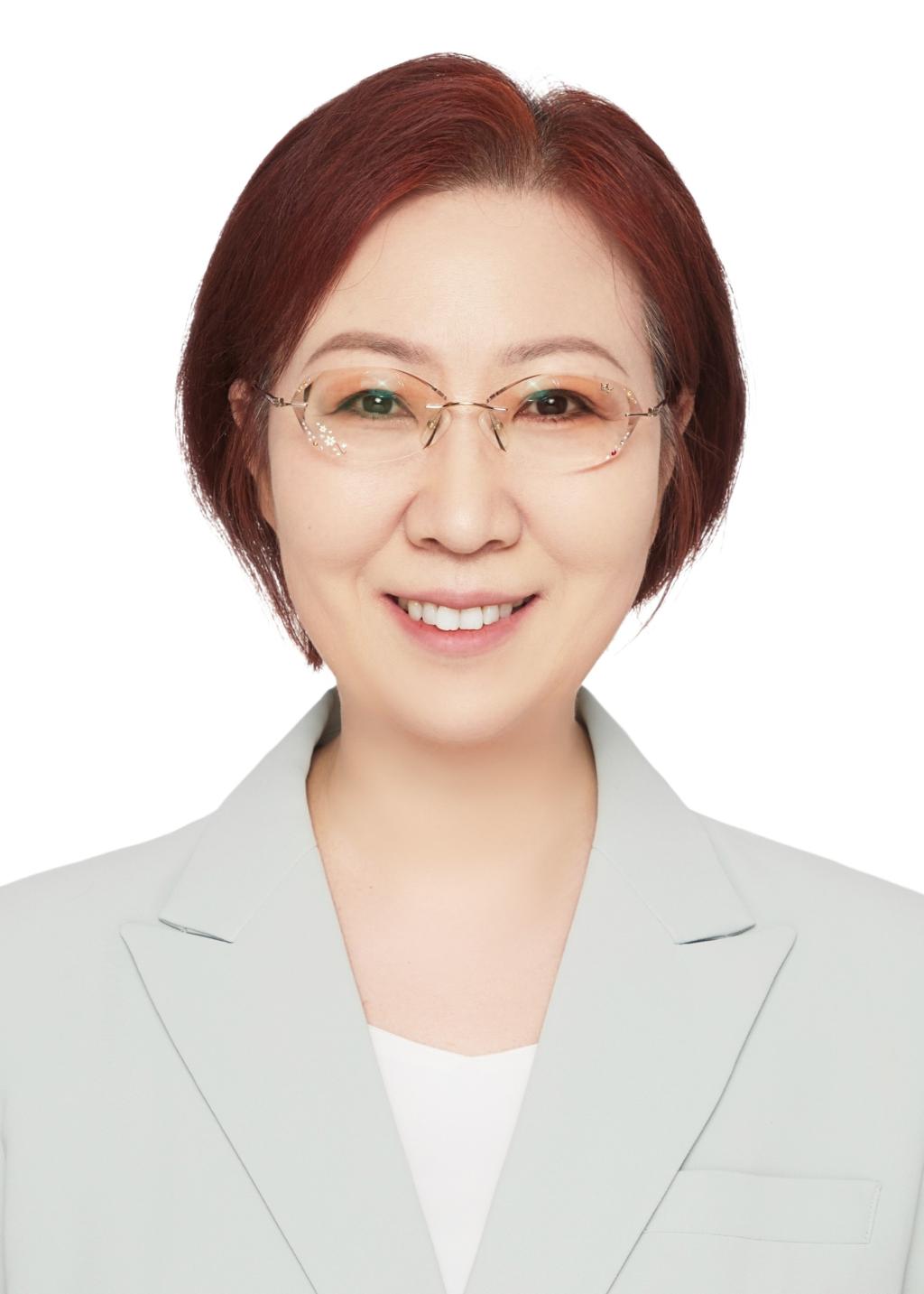 李春媚