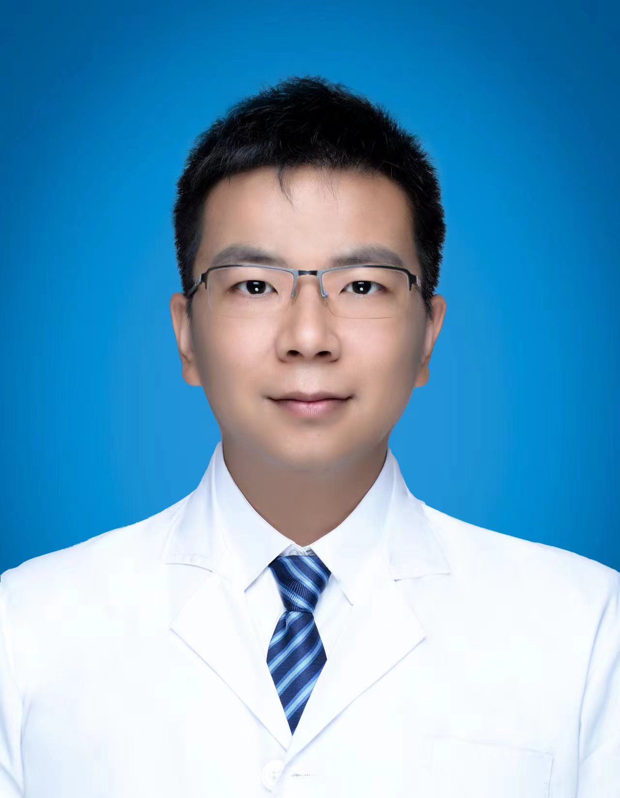 王明華