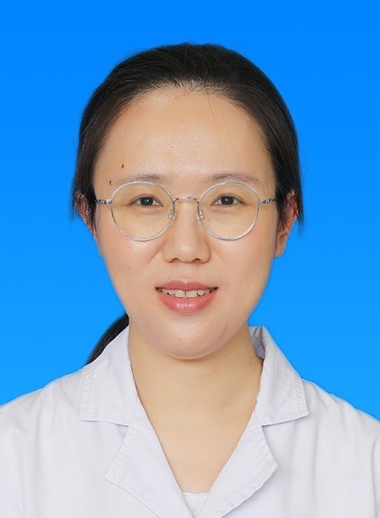 李莞盈