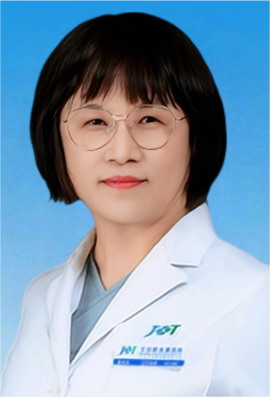 梁向華