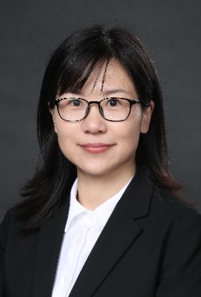李占霞