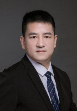 李光超