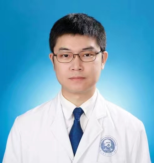 李晨瑤