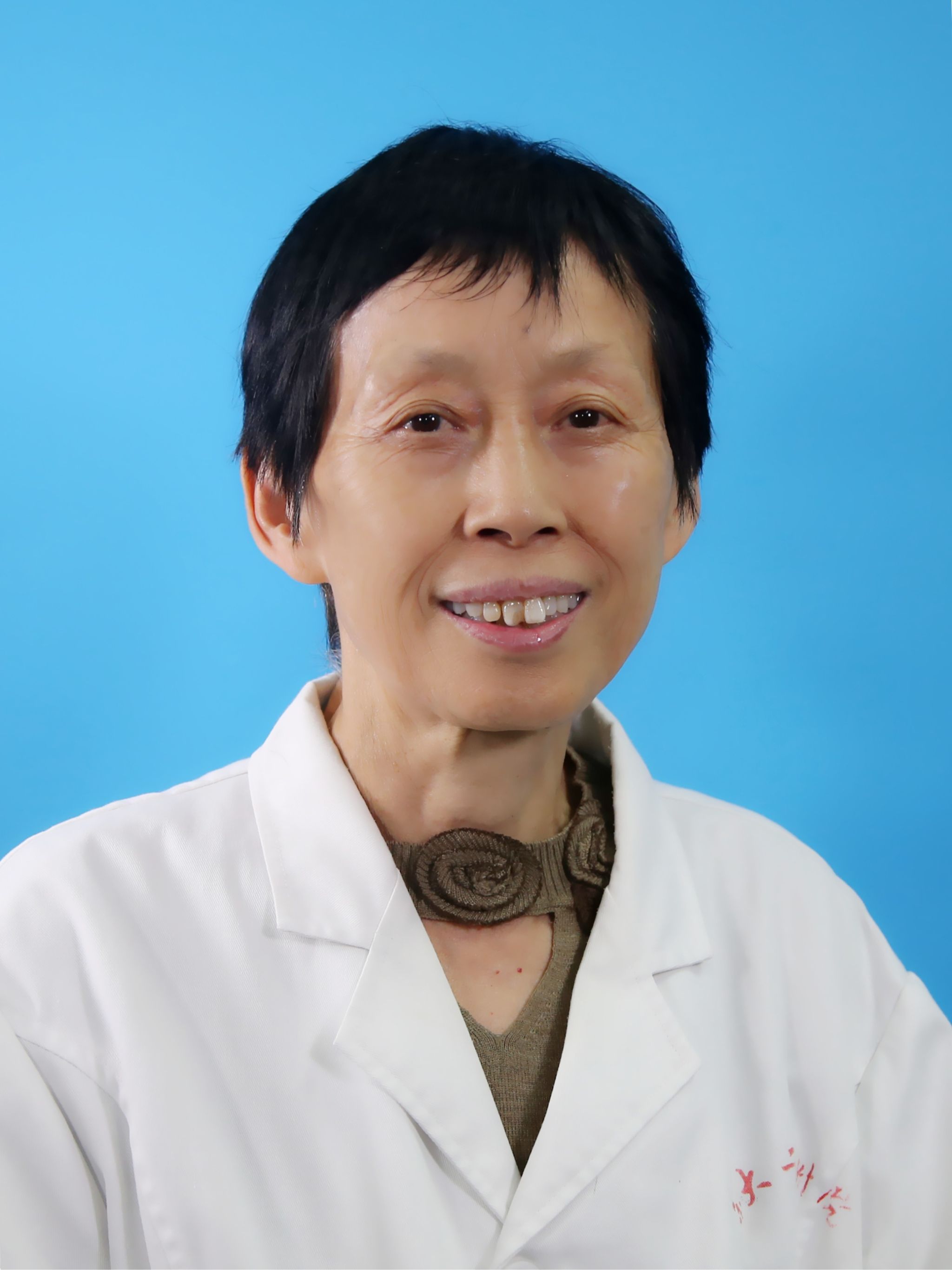 雷小瑩
