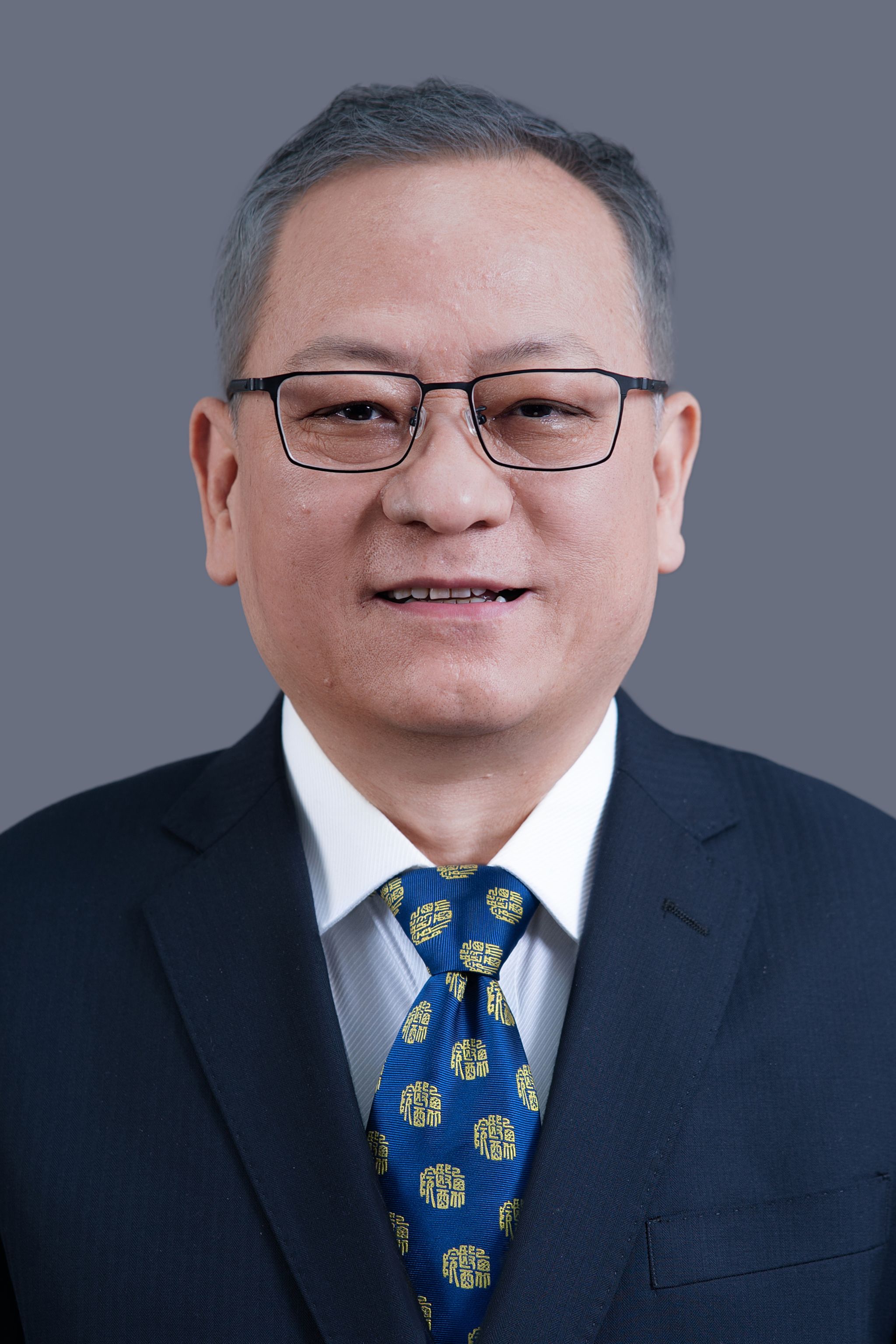 薛興歡