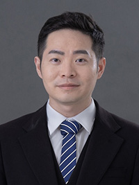 謝英偉