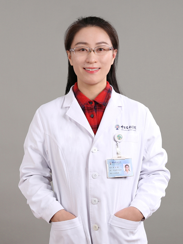 李妮矯