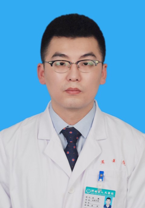 张灏