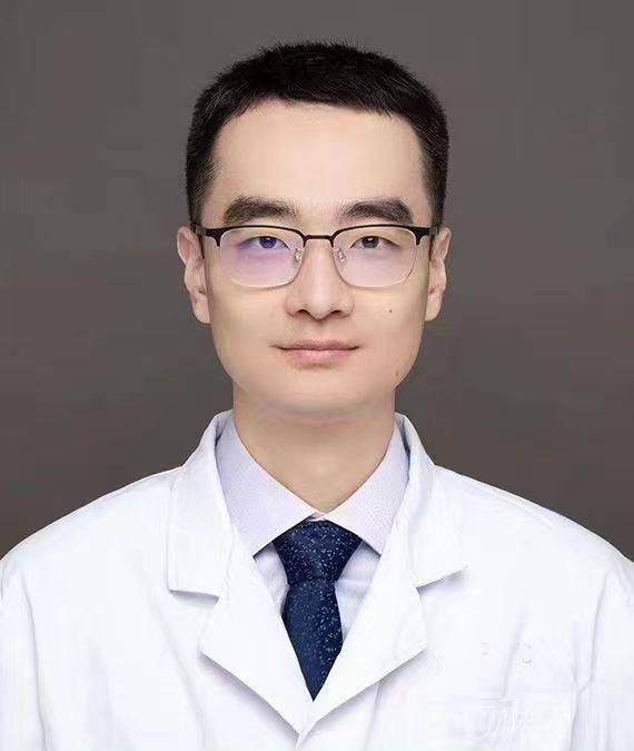 李云飛