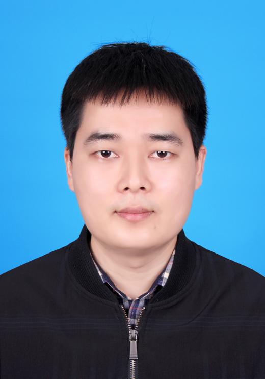楊 鑫