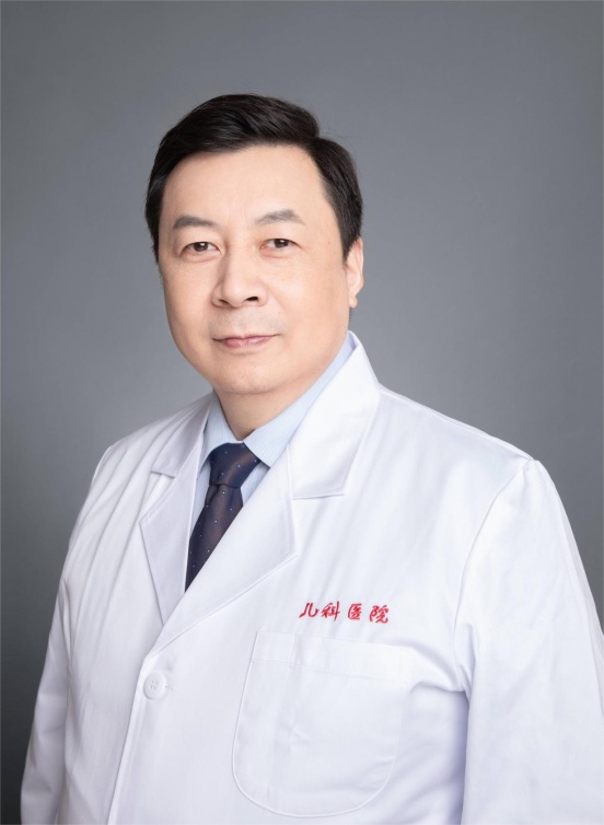 陆毅群