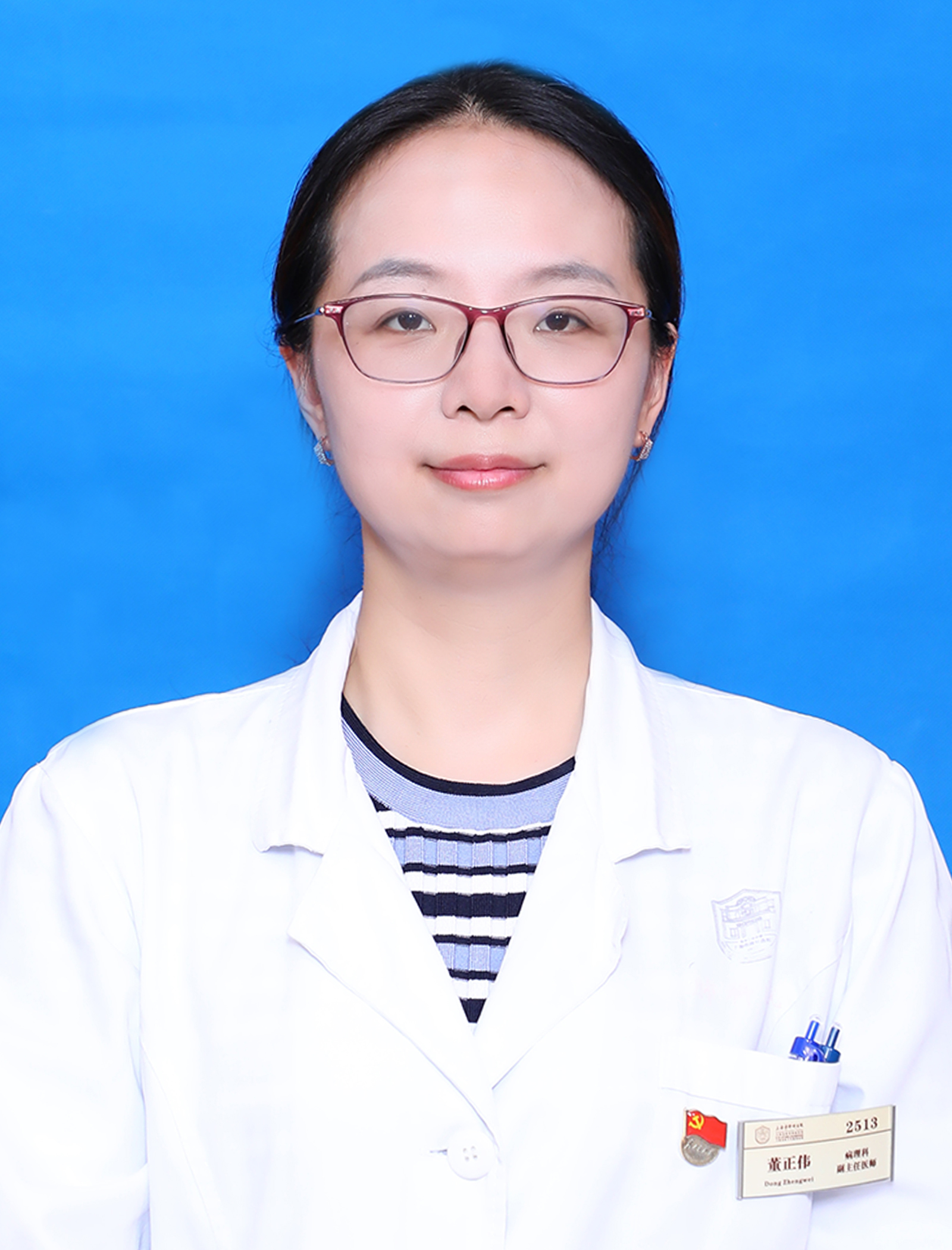 董正偉