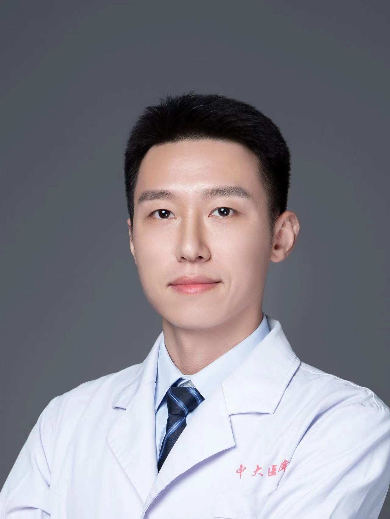 潘嘯東
