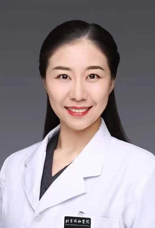 李雅彤