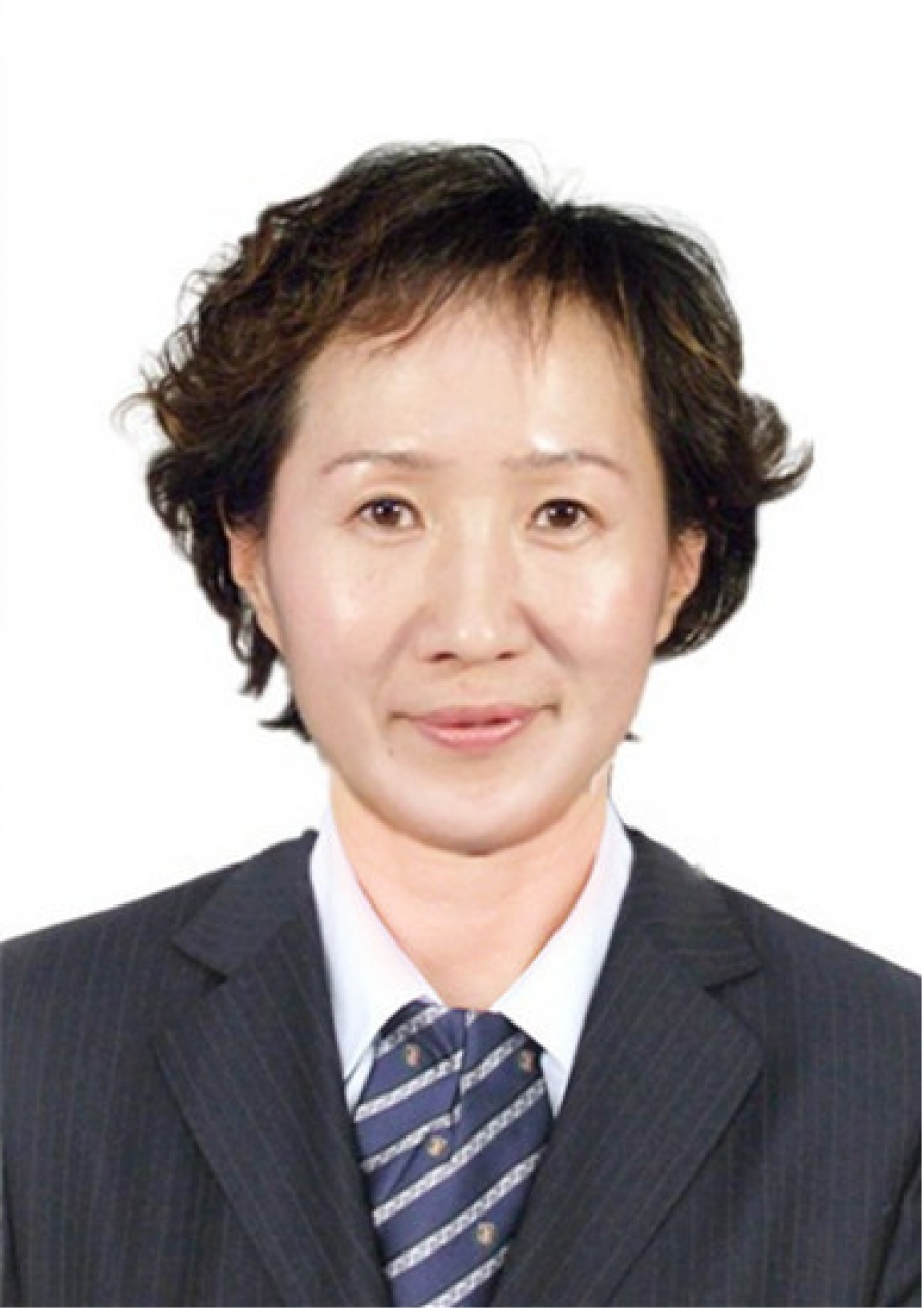岳少姮