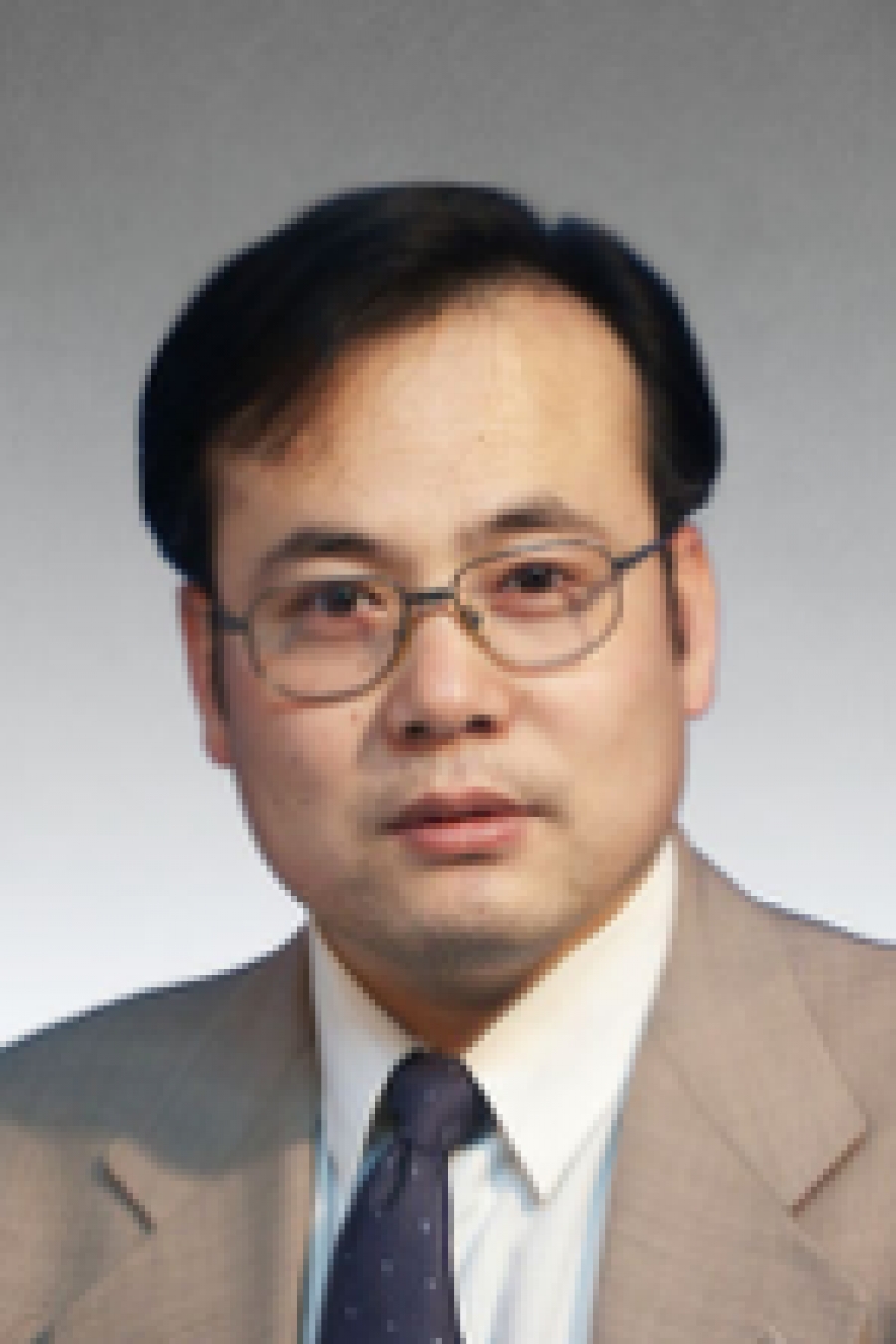 尚偉