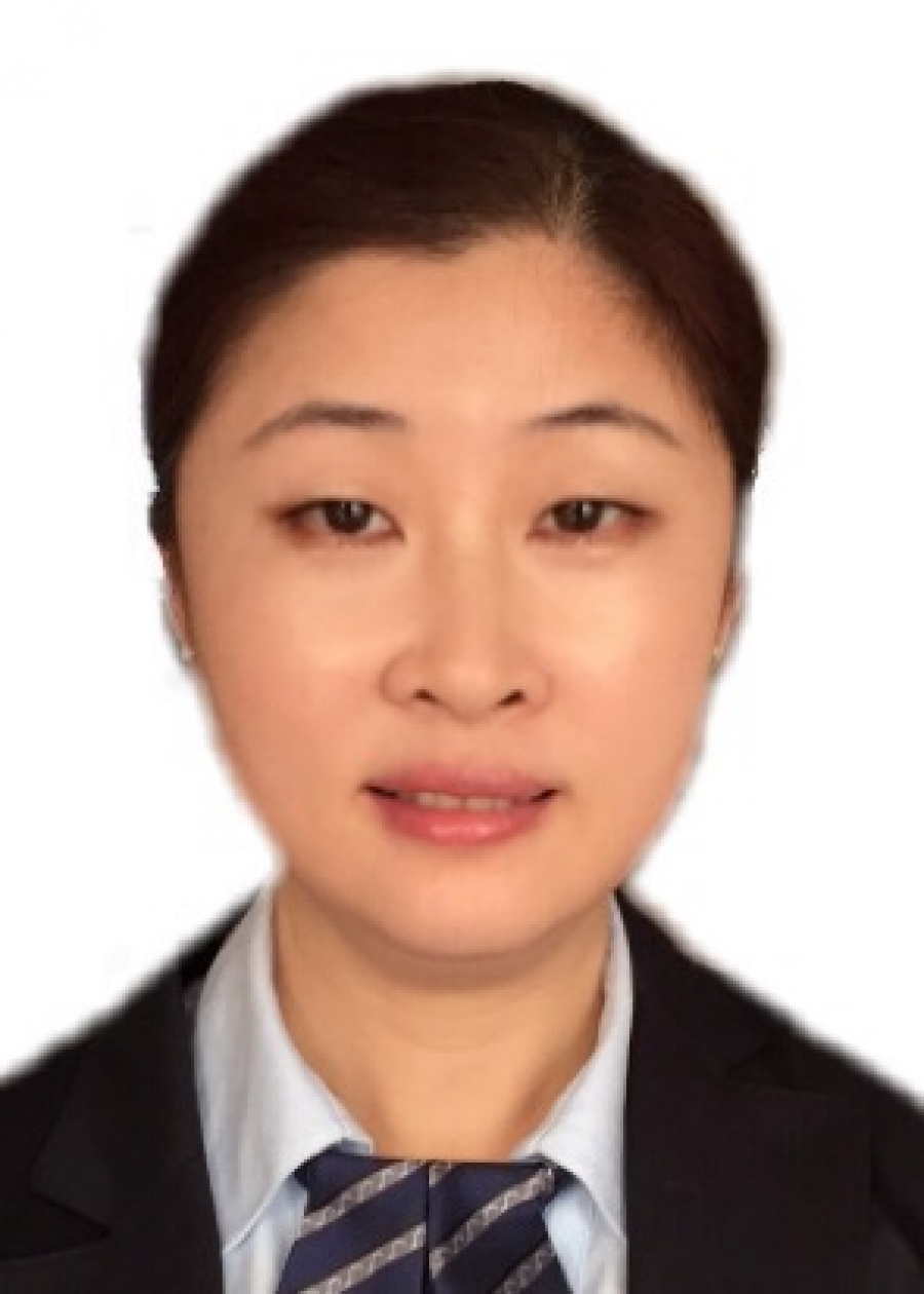 何宏