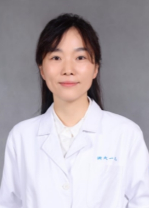 李群英