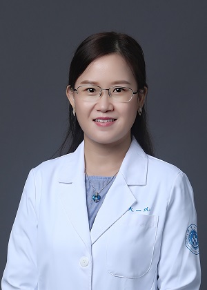 邱小英