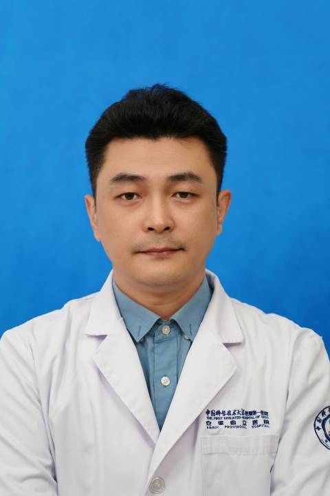 李彩偉
