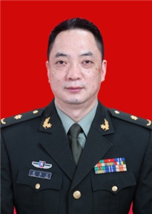 梁自文