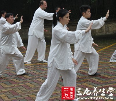 高考生缓解考前失眠的食疗方 坚持锻炼太极拳 强身健体功效高 职场