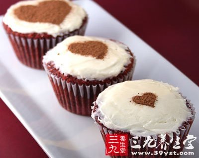 亲手做蛋糕的灵感枯竭？AI助手让你的创意甜蜜升级